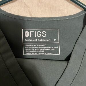 Figs scrubs